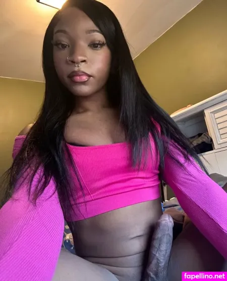 Azjanae Main Profile Photo