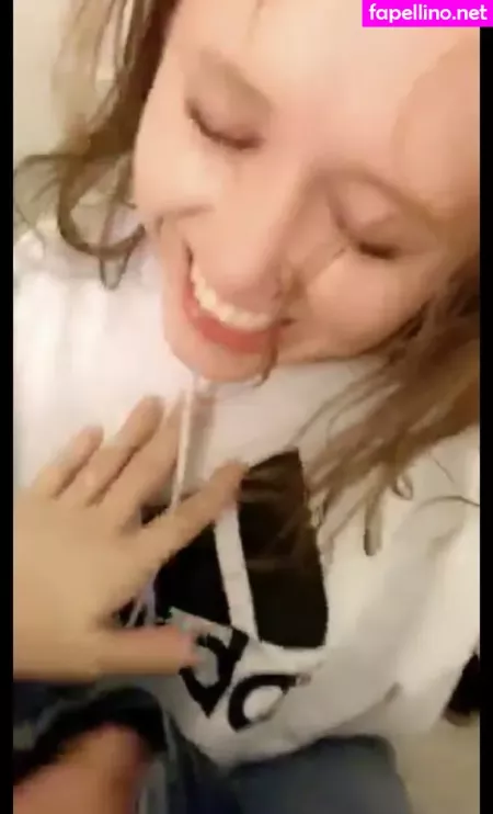 Azoralynn OnlyFans Thumbnail #xKxLnTBjSw