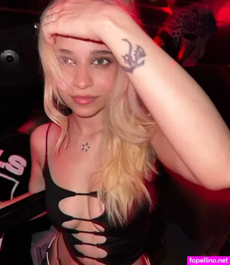 Azura0618 OnlyFans Thumbnail #exBkf7VHkX