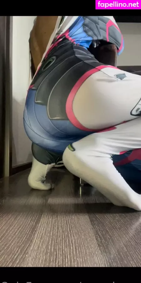 Azuraromanov OnlyFans Thumbnail #mIA08S6PCF