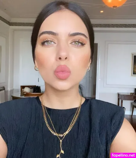 Azza Zarour OnlyFans Thumbnail #FuNr9z3les