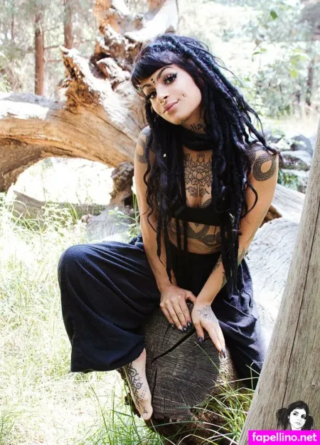 Azzizeh OnlyFans Thumbnail #FCxMuiVRZj