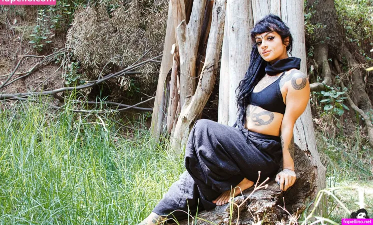 Azzizeh OnlyFans Thumbnail #bvpEiQnBDn