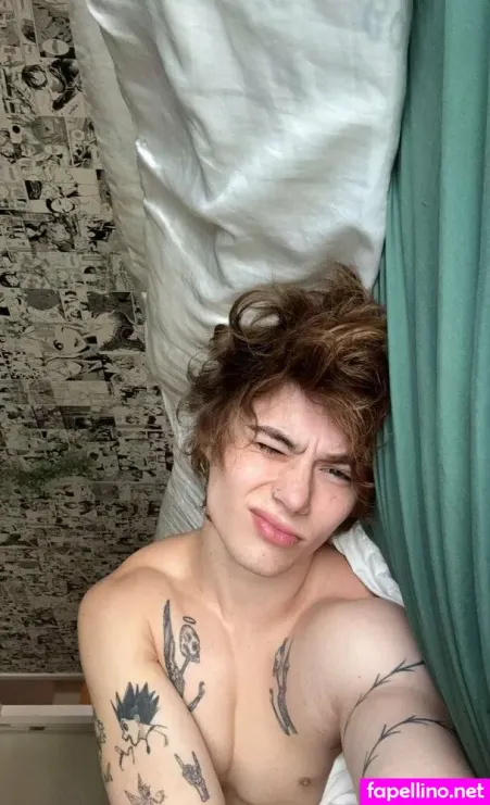 B Mckenzie OnlyFans Thumbnail #8cIG93uVTO