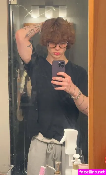 B Mckenzie OnlyFans Thumbnail #FXTNko6aJq