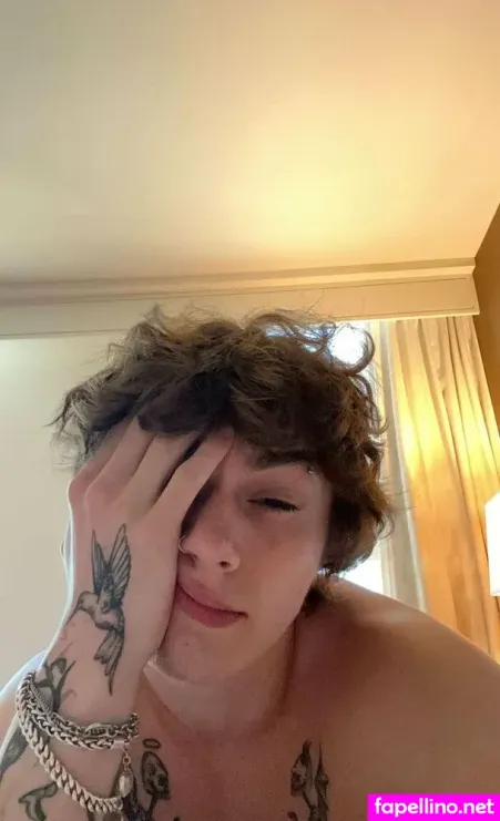 B Mckenzie OnlyFans Thumbnail #LV4xR9rHOK