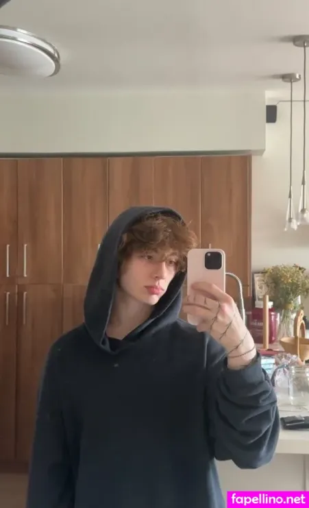 B Mckenzie OnlyFans Thumbnail #Lh5atabkr0