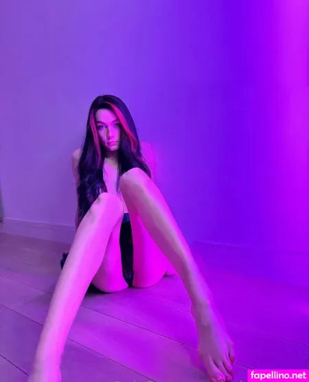 B U L O C H K A 1 OnlyFans Thumbnail #1VIsn5xKXw
