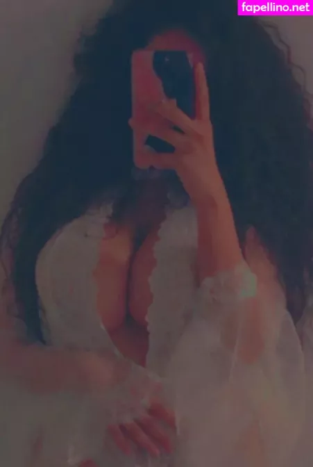 B00bs2023 OnlyFans Thumbnail #KdT1SBz1dn
