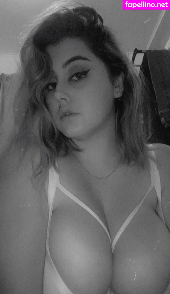 b1gboob13b1tch, b1tt3rb1tch_ Nude Leaked OnlyFans Photo #UIdvxxGTG3