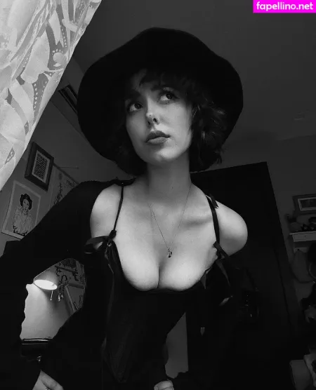 B1tchy Lesbian OnlyFans Thumbnail #duuw5RrWfX