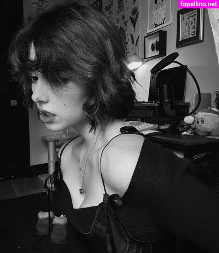 B1tchy Lesbian OnlyFans Thumbnail #rieSD7vtul