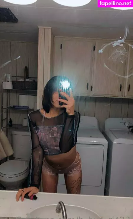 B4by2girl3 OnlyFans Thumbnail #hAyRSRZ3mV