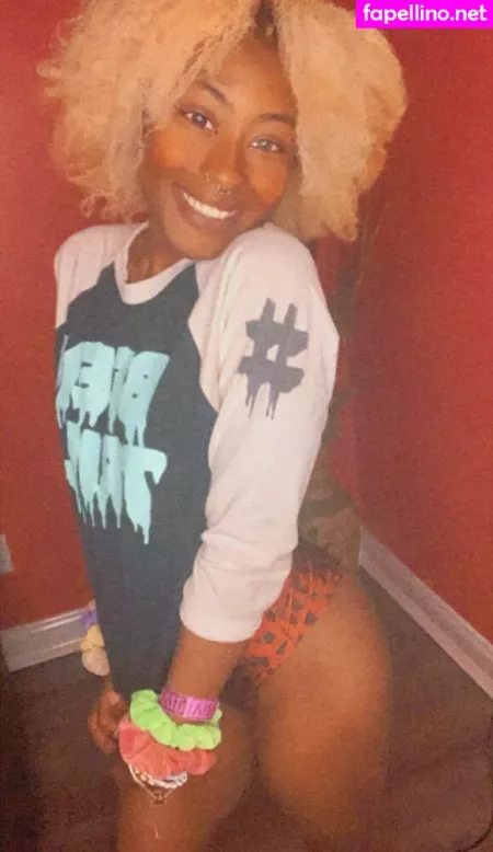 B4dakeez OnlyFans Thumbnail #A8r0L8Vkmo