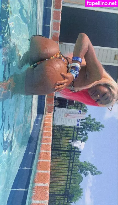 B4dakeez OnlyFans Thumbnail #OvoNP8xVXH