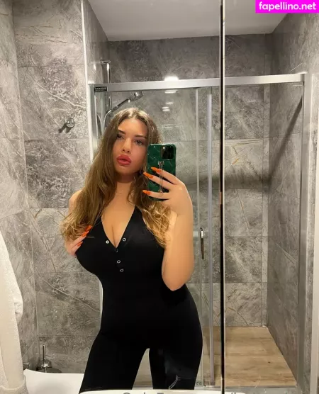 Babe Deee OnlyFans Thumbnail #QfT7uDRibF