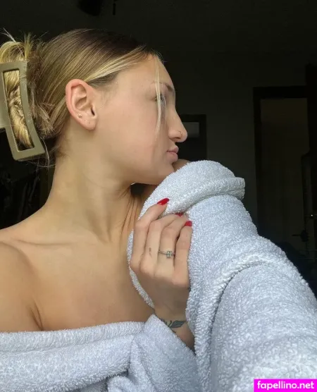 Babelicious03 OnlyFans Thumbnail #AThYxxu9ir