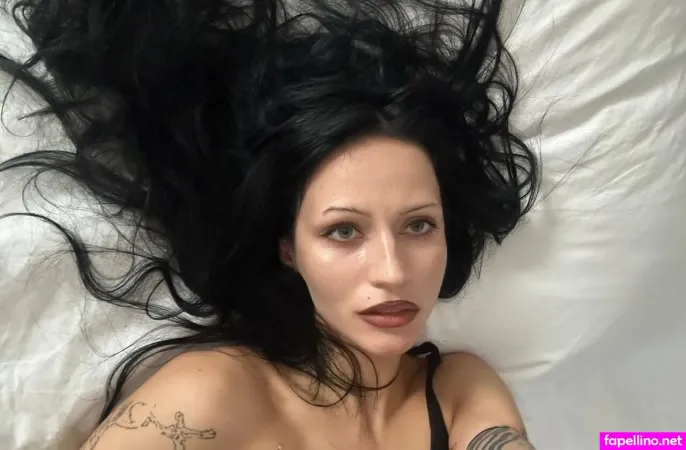 Babemarievee OnlyFans Thumbnail #91NfB6iWVh