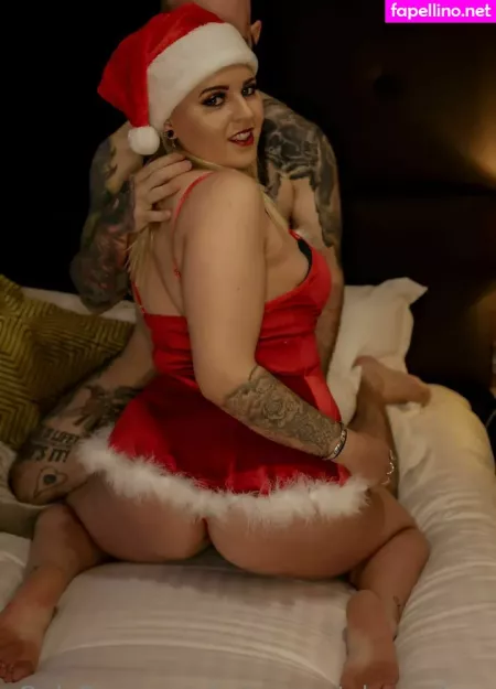 Babemeetsbeardfree OnlyFans Thumbnail #frMbg0EBjb