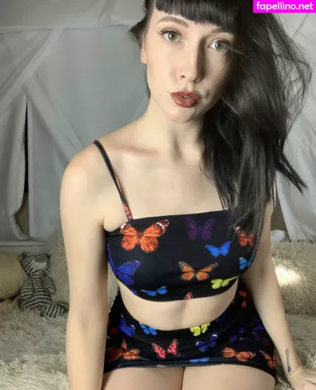 Babevonfree OnlyFans Thumbnail #CqIa4vfMRf