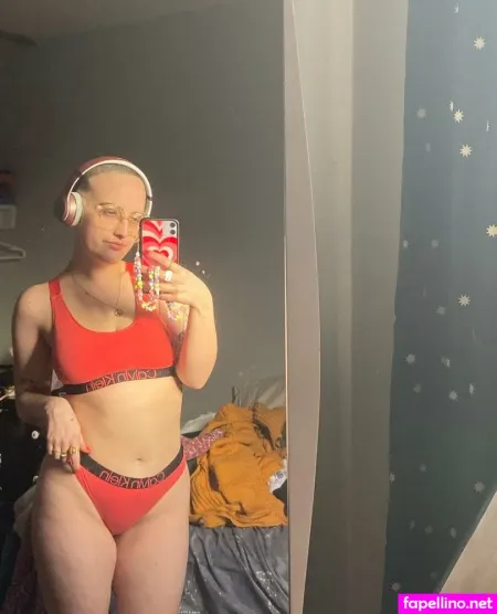 Babiebluesie OnlyFans Thumbnail #a1TdMl9PZF