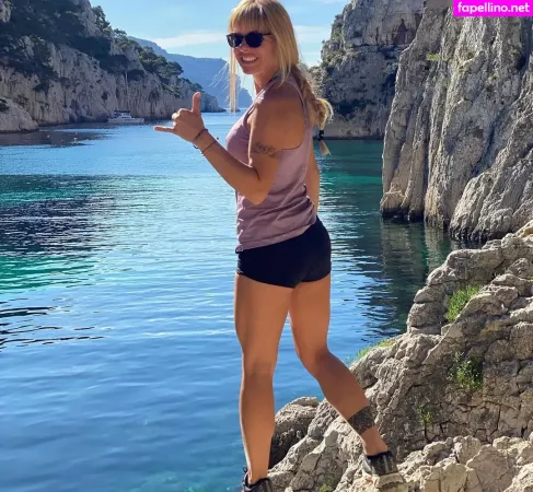 Babs Kijewski OnlyFans Thumbnail #XE4frumPak