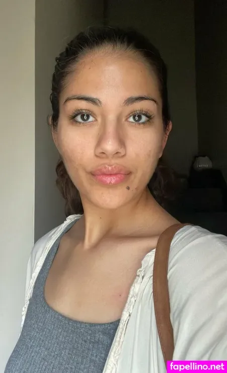 Baby Bell Cheesie OnlyFans Thumbnail #1KAzclQR48