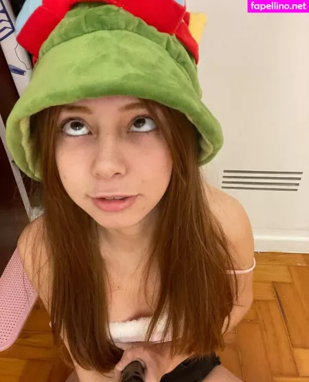 Baby Caroline OnlyFans Thumbnail #55St7F5qJn