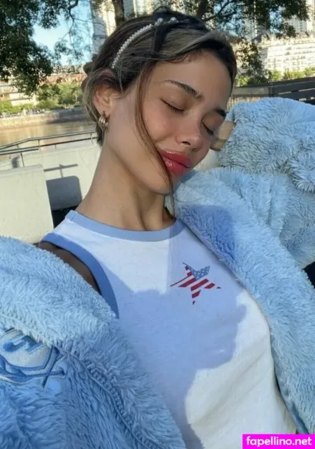 Baby Dulcinea X OnlyFans Thumbnail #X6Ki5pqe1O