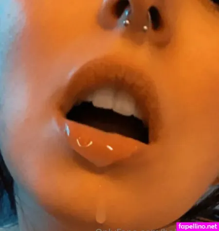 Baby Elvira OnlyFans Thumbnail #1jRYVmMFtN