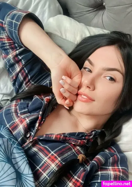 Baby Kim OnlyFans Thumbnail #qLVNpYcoSI