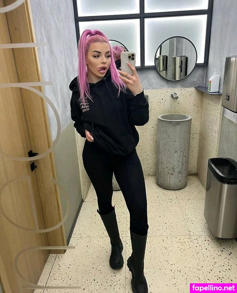 babylilll, pantukhova_a Nude Leaked OnlyFans Photo #a8RL73khkS