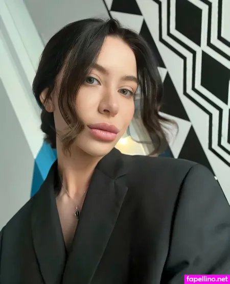 Baby Liana OnlyFans Thumbnail #51ibj5mPUu