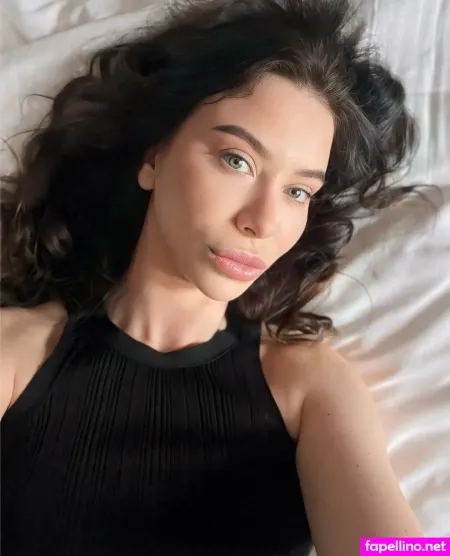 Baby Liana OnlyFans Thumbnail #6eknamKvHC
