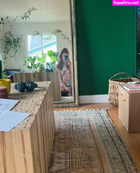 Baby Red OnlyFans Thumbnail #d4dGT3Uudf