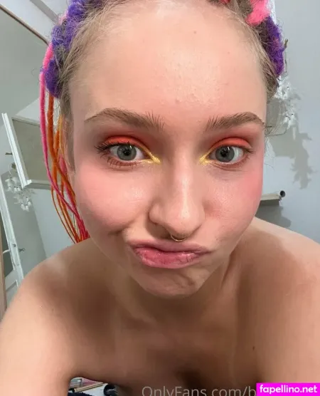 Baby Riley 1 OnlyFans Thumbnail #ZvKohoETLX