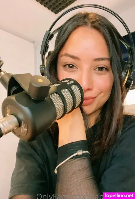 Baby Shaina OnlyFans Thumbnail #wqJupGm4V7