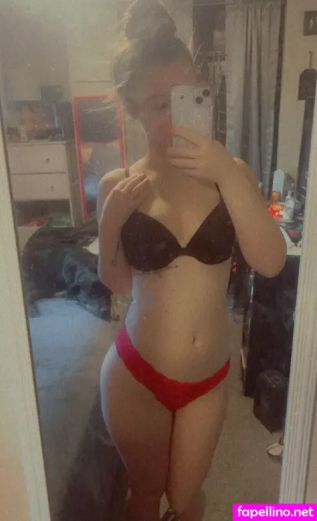 Baby18cakes OnlyFans Thumbnail #3m2Pe7dNA9