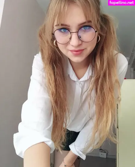 Baby333rlia OnlyFans Thumbnail #KnGyePiwhu