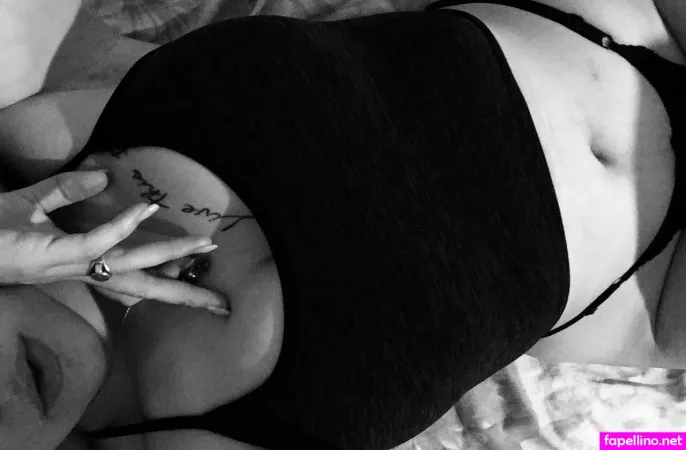 Babyariv OnlyFans Thumbnail #9QpUOA01Nx