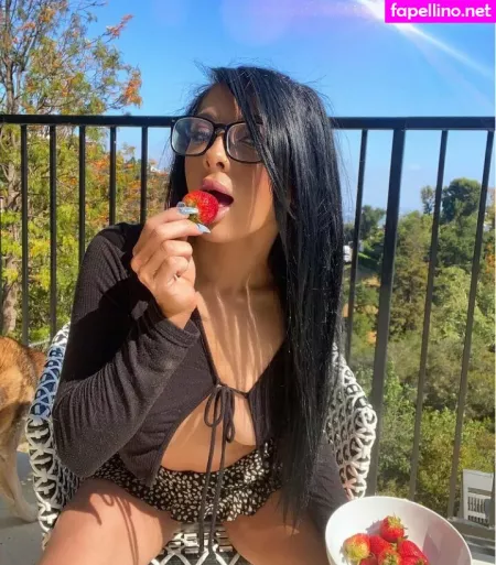 Babydezxx OnlyFans Thumbnail #Eq55je0bkL