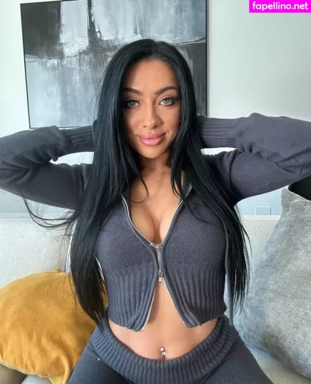 Babydezxx OnlyFans Thumbnail #re9r1oS1Fd
