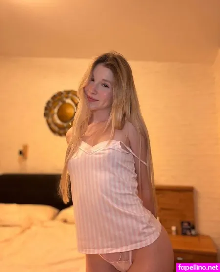 Babyemilyx OnlyFans Thumbnail #h28jBONXtQ