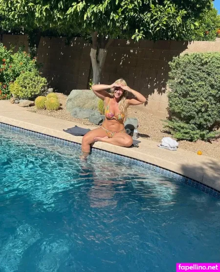 Babyemilyxx OnlyFans Thumbnail #r8DdMgYzzE