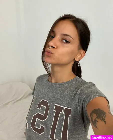 Babyemma99 OnlyFans Thumbnail #l2Muafxobk