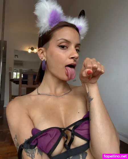 Babyemma99 OnlyFans Thumbnail #shYH7s5Jpa