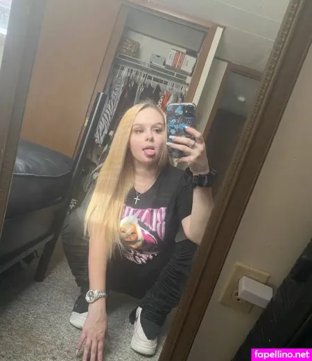 Babyfacehailey OnlyFans Thumbnail #yWWDum6kFN