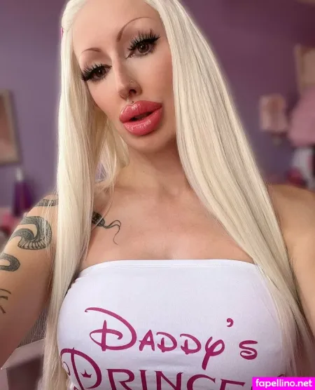 Babygirl Lune OnlyFans Thumbnail #4OfpQM95hT