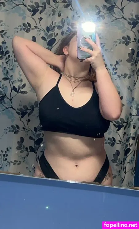 Babygirl2032 OnlyFans Thumbnail #ofbGJHWOBB