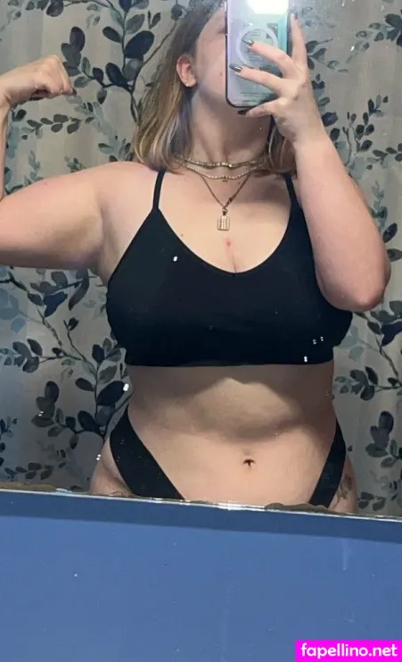 Babygirl2032 OnlyFans Thumbnail #yJ0rAFU65t
